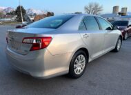 2014 Toyota Camry Hybrid LE Sedan 4D