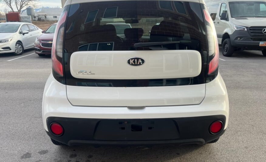 2017 Kia Soul Wagon 4D