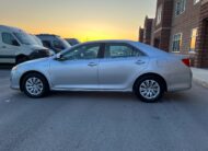 2014 Toyota Camry Hybrid LE Sedan 4D