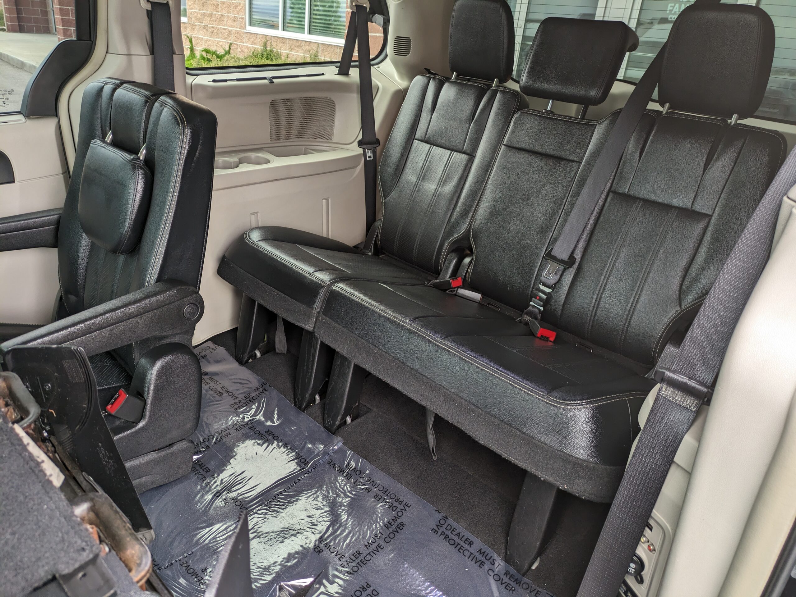 2016 Chrysler Town & Country Anniversary Edition Minivan 4D