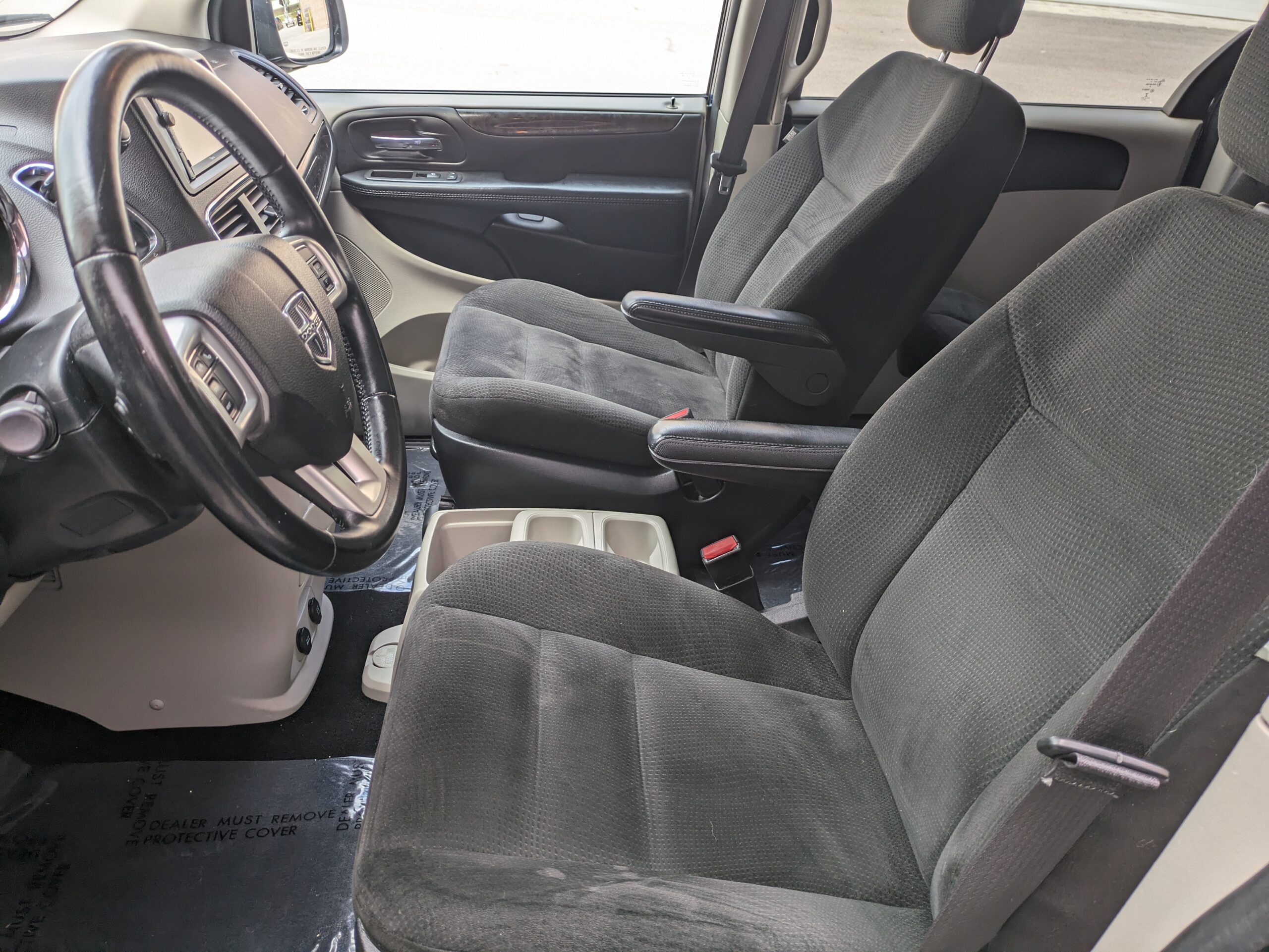 2015 Dodge Grand Caravan Passenger SE Plus Minivan 4D
