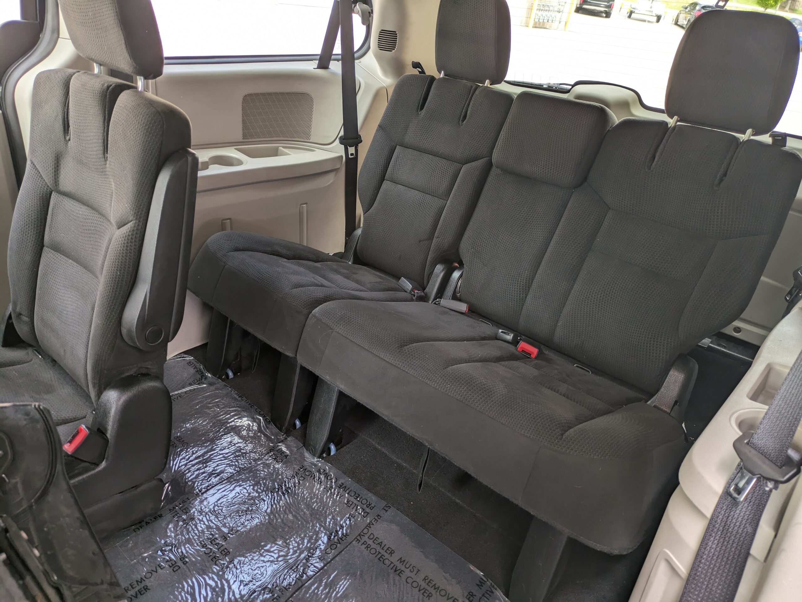 2015 Dodge Grand Caravan Passenger SE Plus Minivan 4D