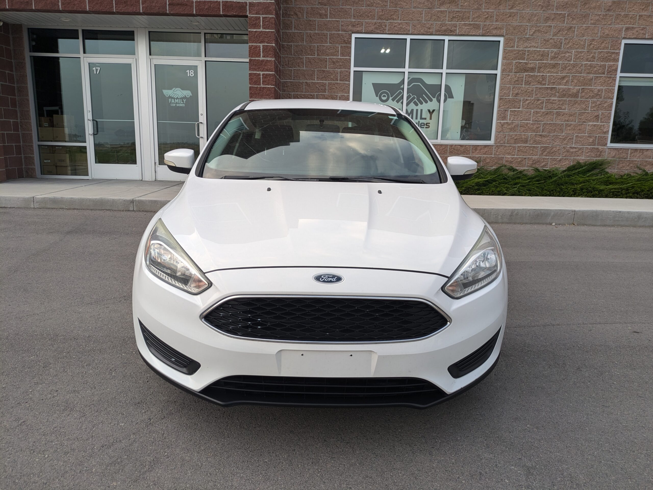 2016 Ford Focus SE Hatchback 4D