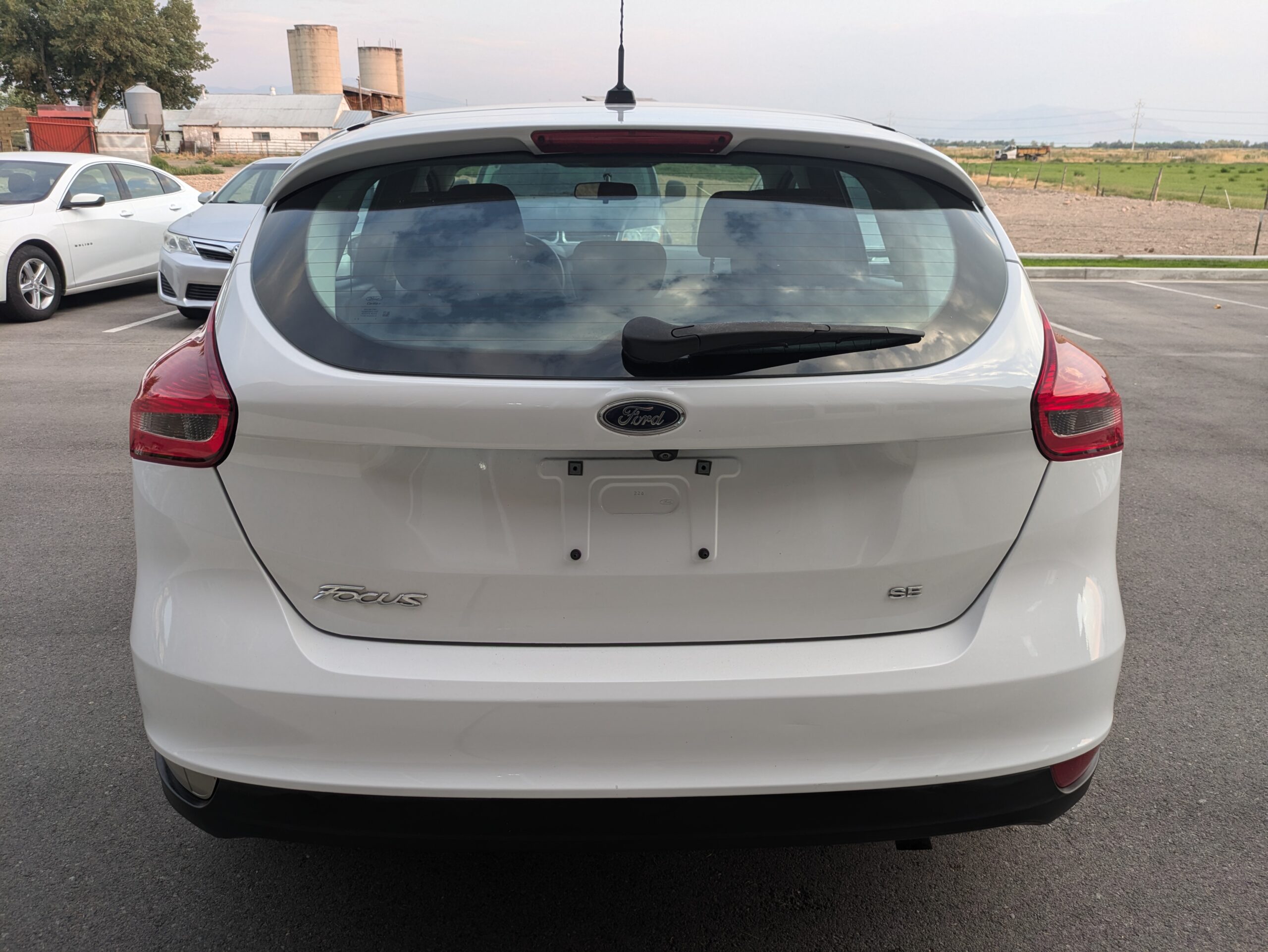 2016 Ford Focus SE Hatchback 4D