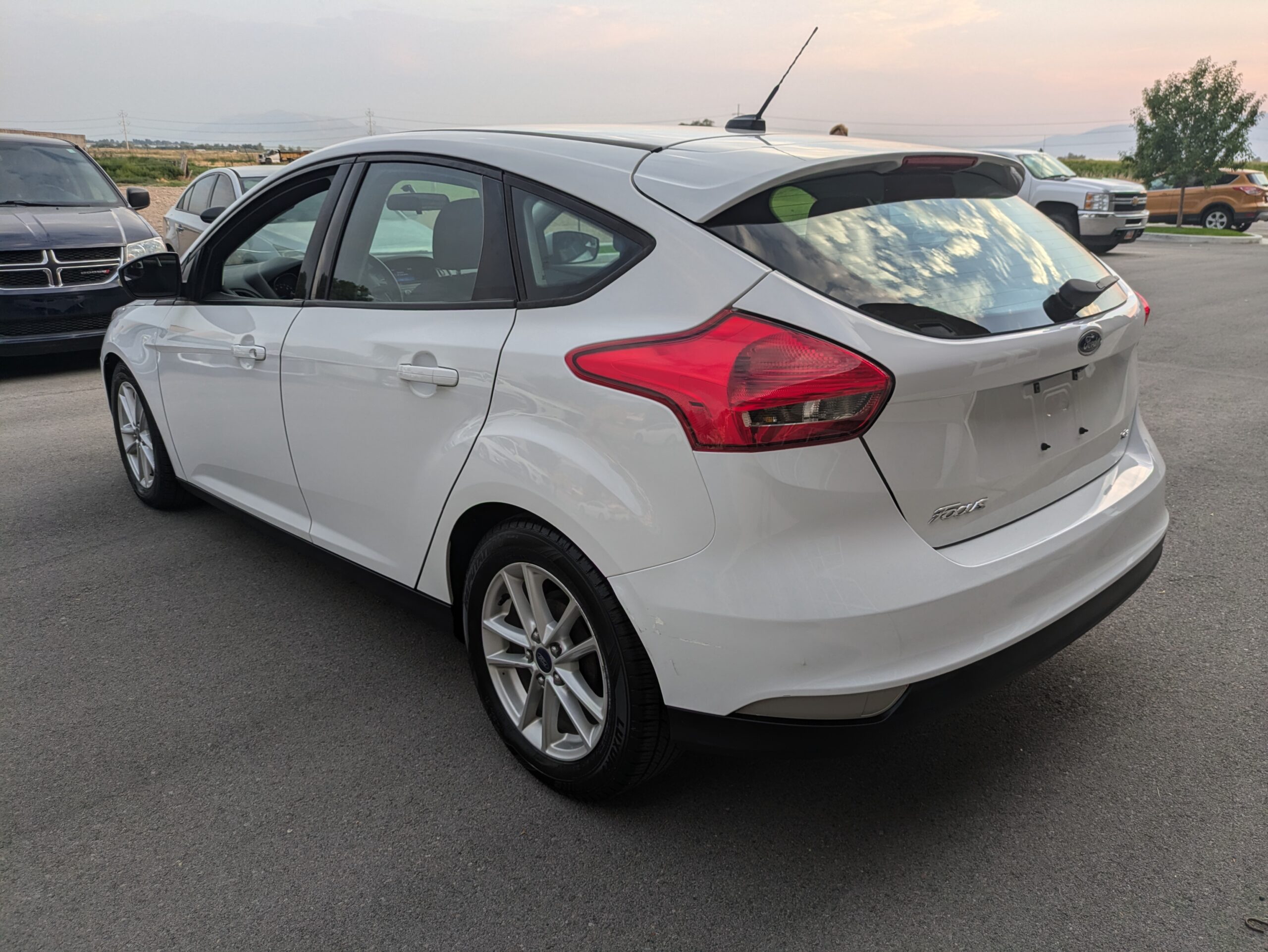 2016 Ford Focus SE Hatchback 4D