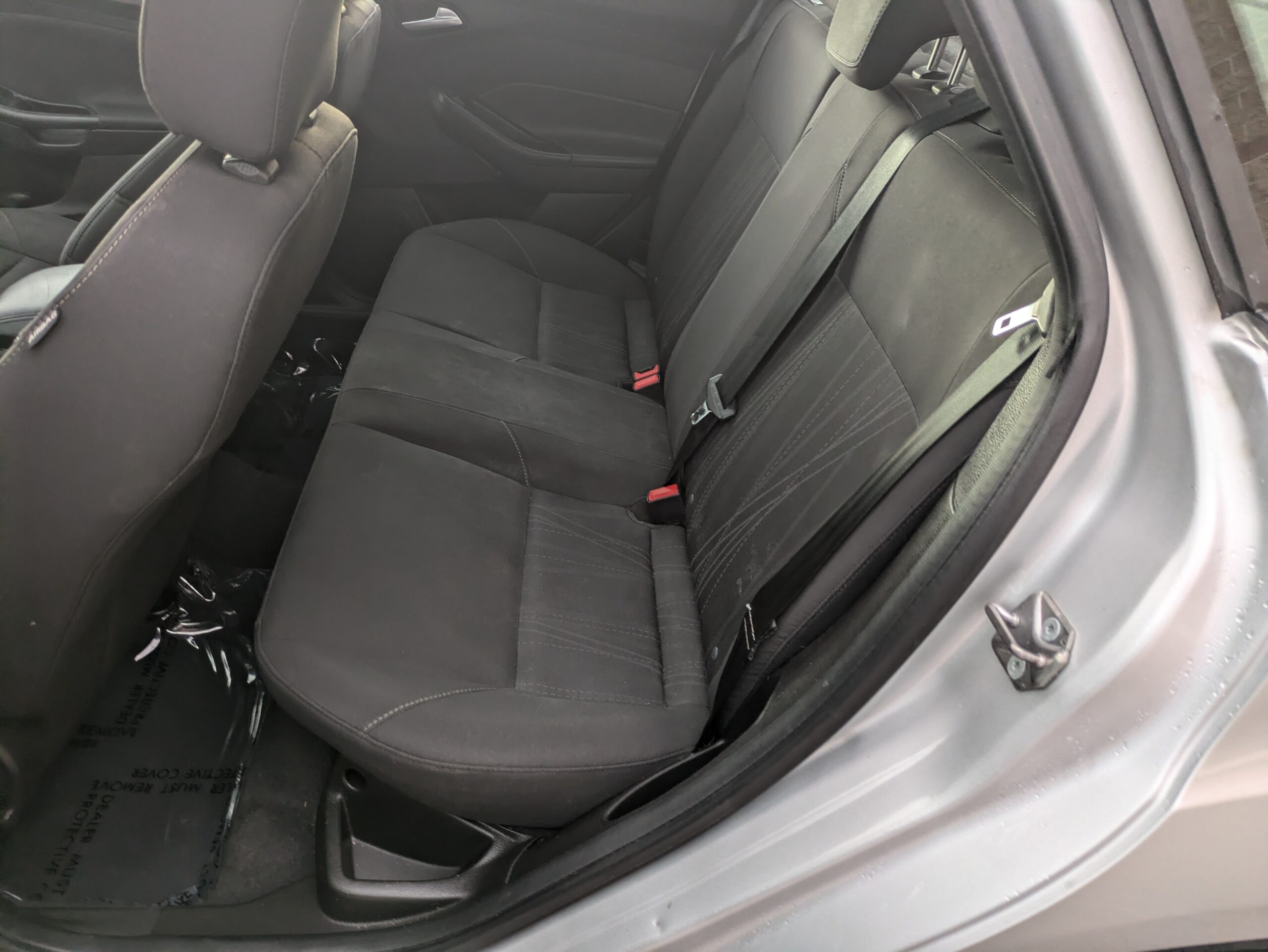 2016 Ford Focus SE Sedan 4D