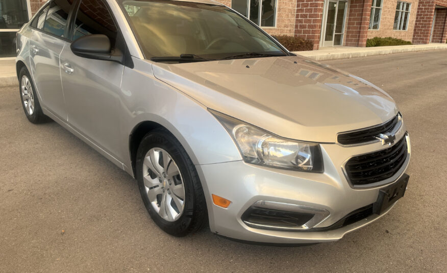 2016 Chevrolet Cruze Limited LS Sedan 4D