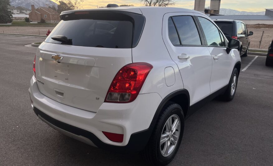 2020 Chevrolet Trax LS Sport Utility 4D