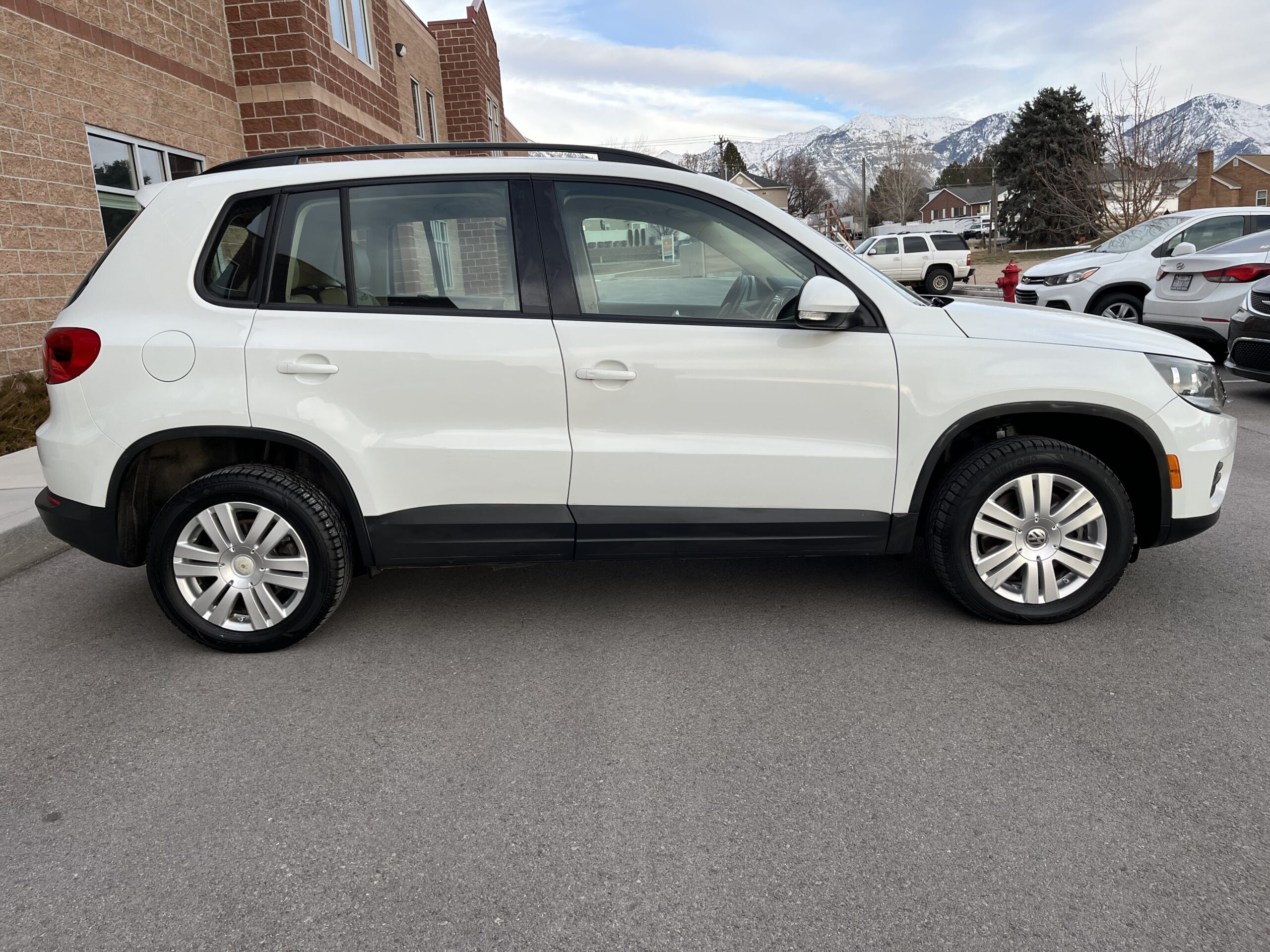 2016 Volkswagen Tiguan 2.0T S 4Motion Sport Utility 4D