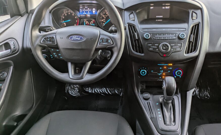 2018 Ford Focus SE Hatchback 4D