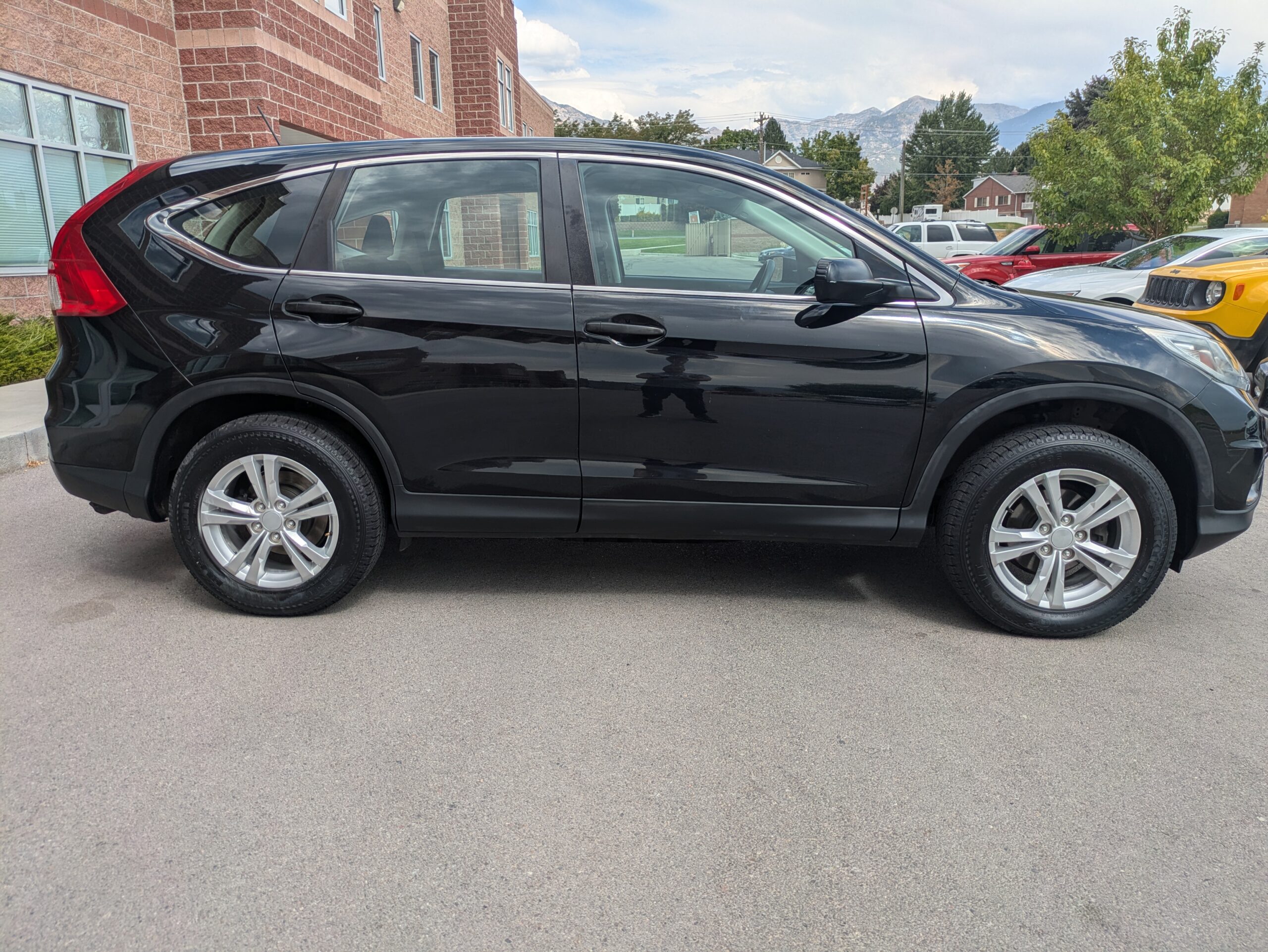 2016 Honda CR-V LX Sport Utility 4D