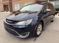 2018 Chrysler Pacifica Limited Minivan 4D