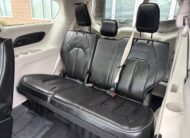 2018 Chrysler Pacifica Limited Minivan 4D