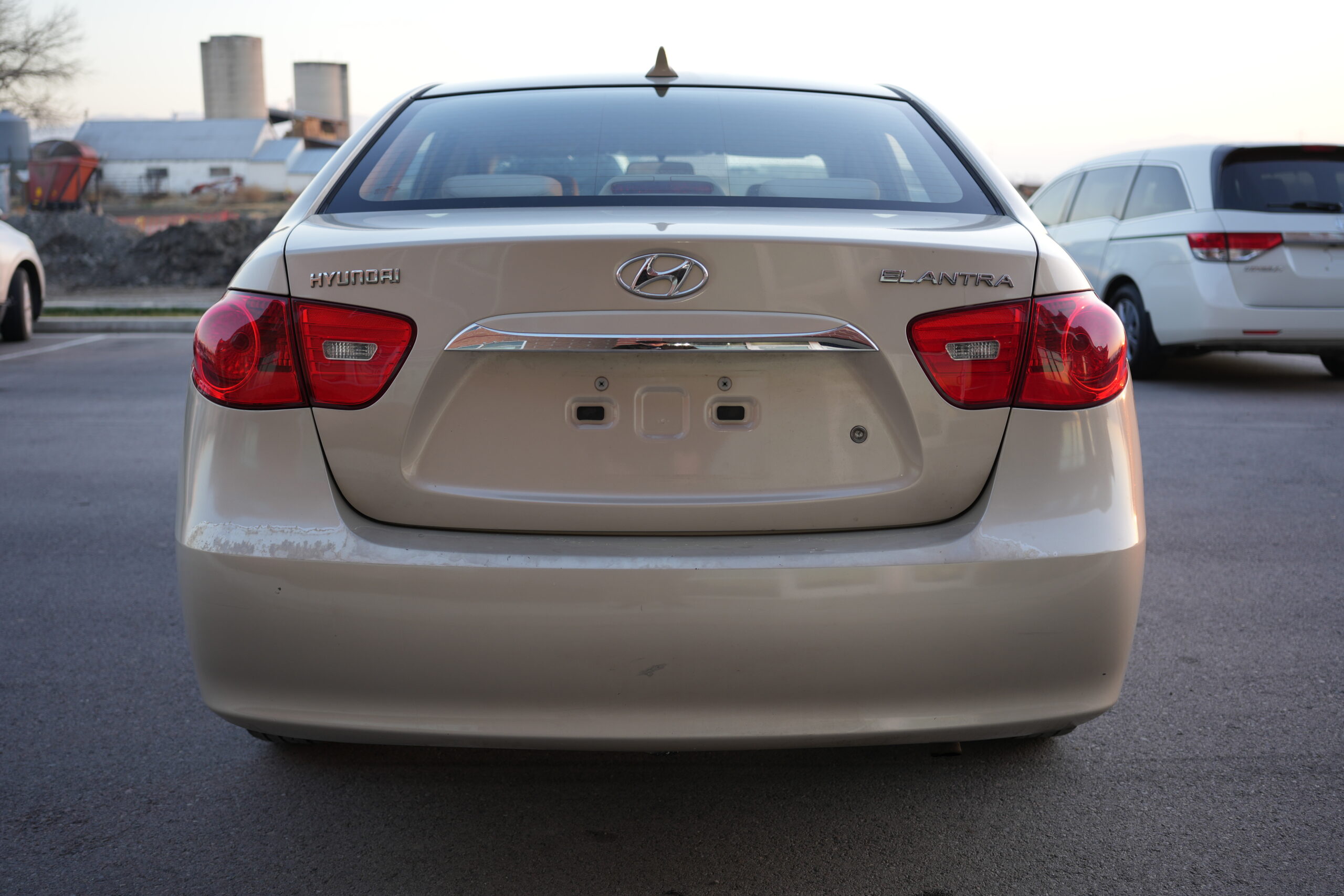 2010 Hyundai Elantra GLS Sedan 4D