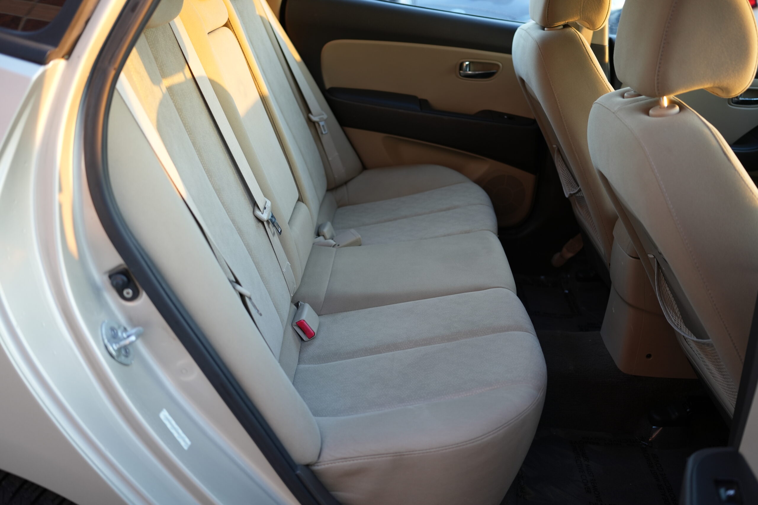 2010 Hyundai Elantra GLS Sedan 4D