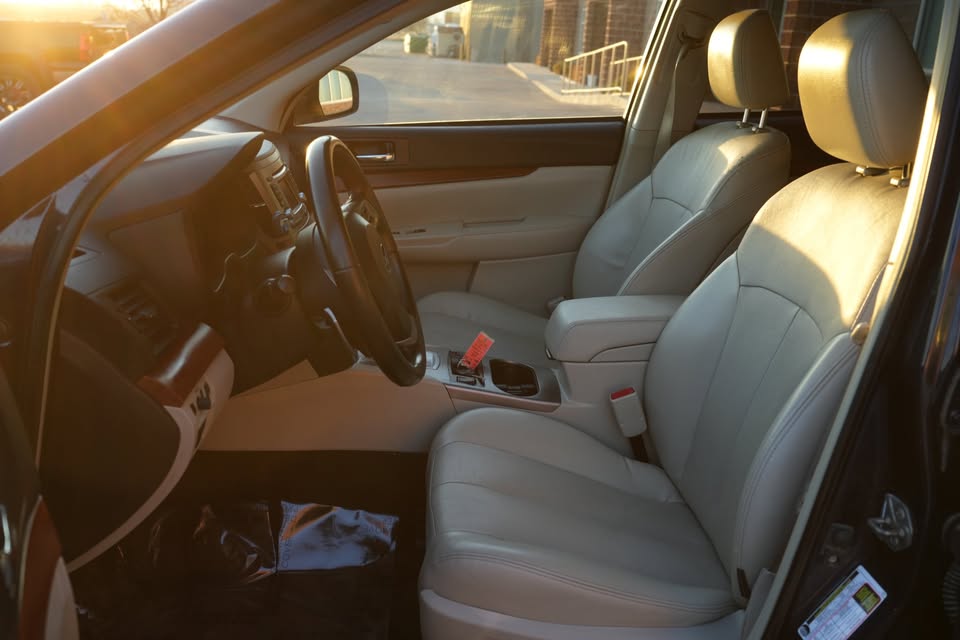 2013 Subaru Outback 2.5i Limited Wagon 4D