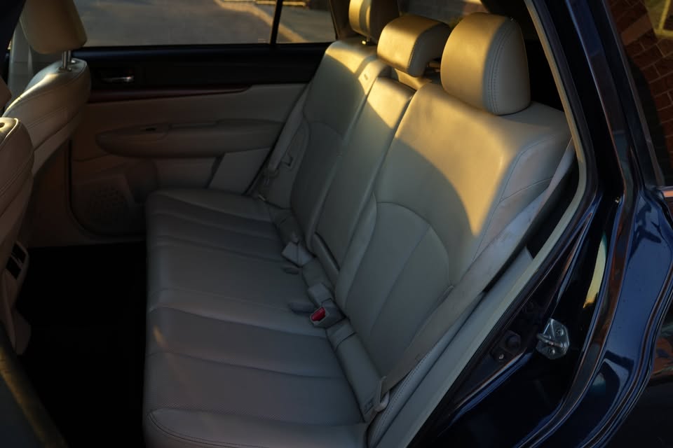 2013 Subaru Outback 2.5i Limited Wagon 4D