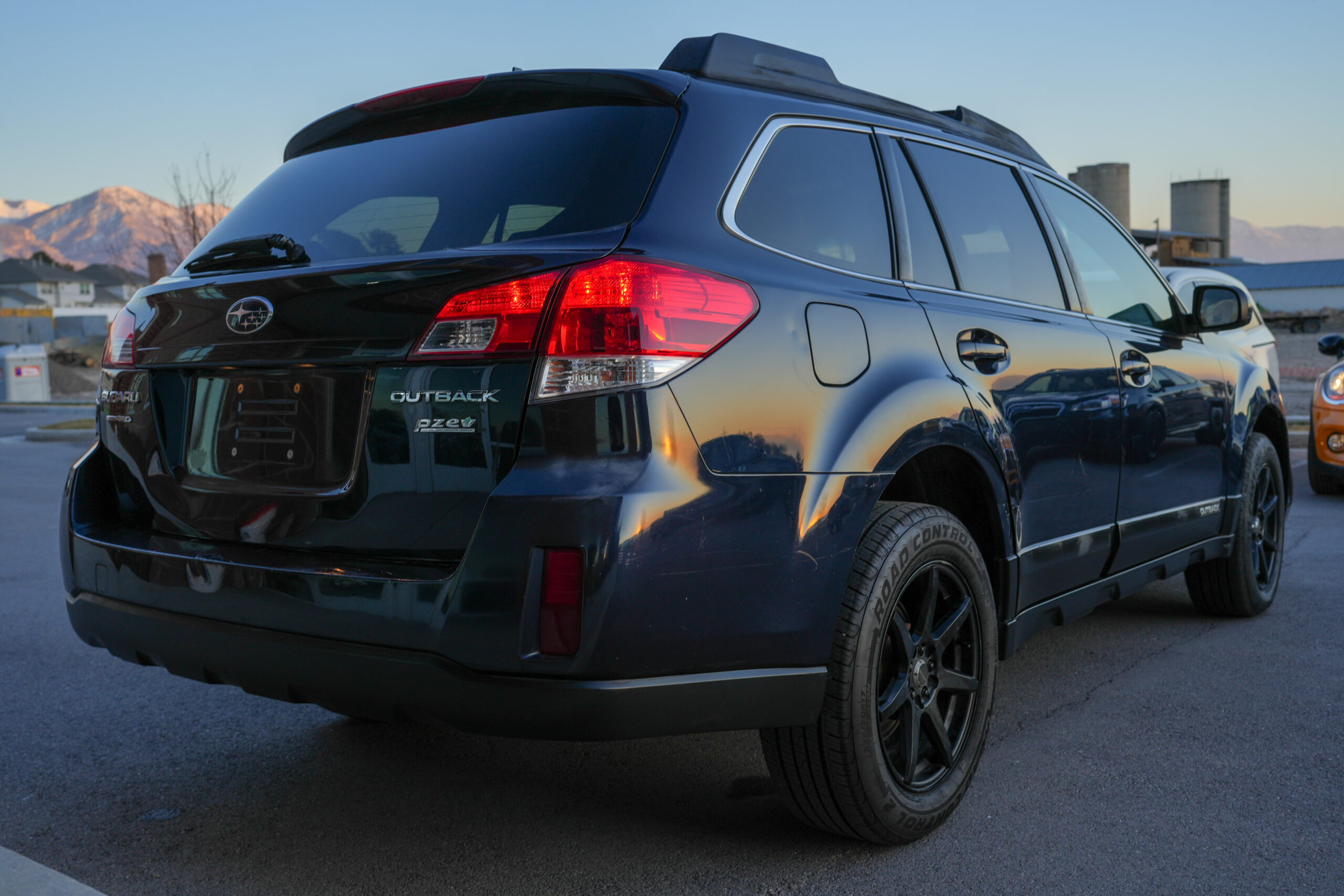 2013 Subaru Outback 2.5i Limited Wagon 4D