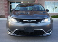 2017 Chrysler Pacifica Touring-L Minivan 4D