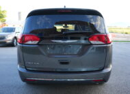 2017 Chrysler Pacifica Touring-L Minivan 4D