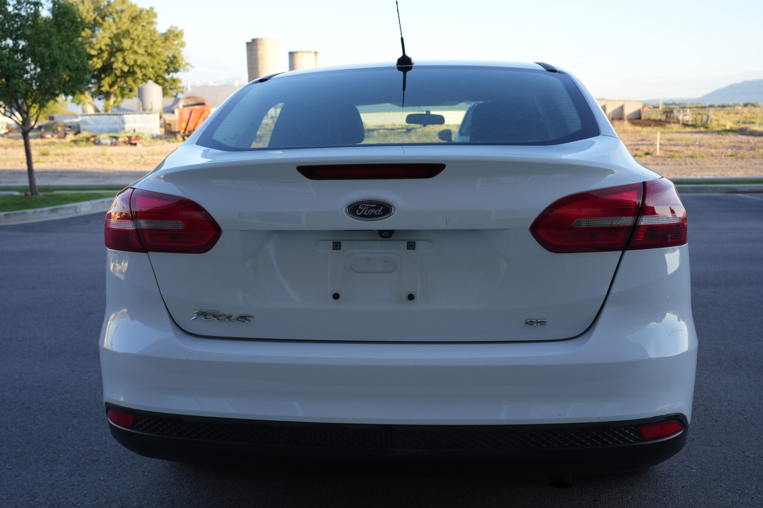 2017 Ford Focus SE Sedan 4D