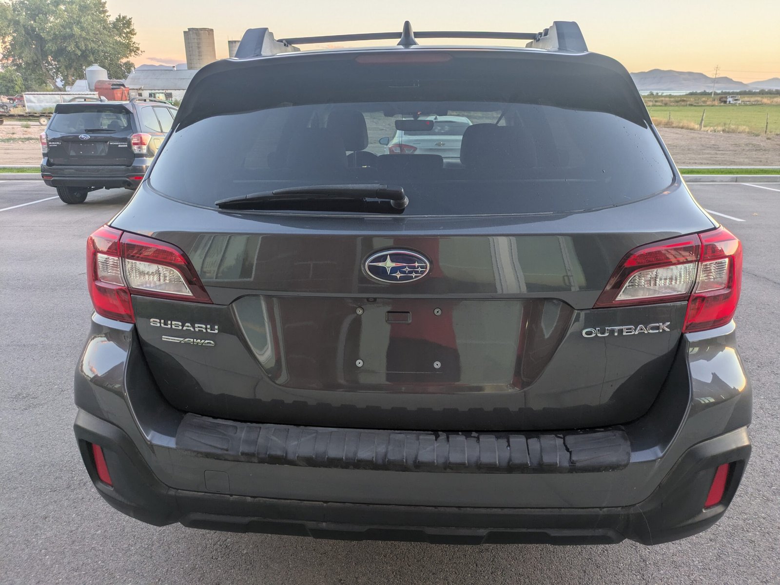 2019 Subaru Outback 2.5i Premium Wagon 4D