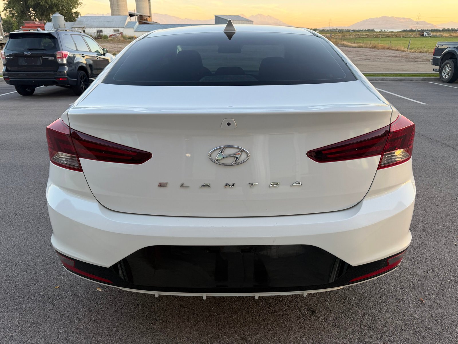 2019 Hyundai Elantra SEL Sedan 4D