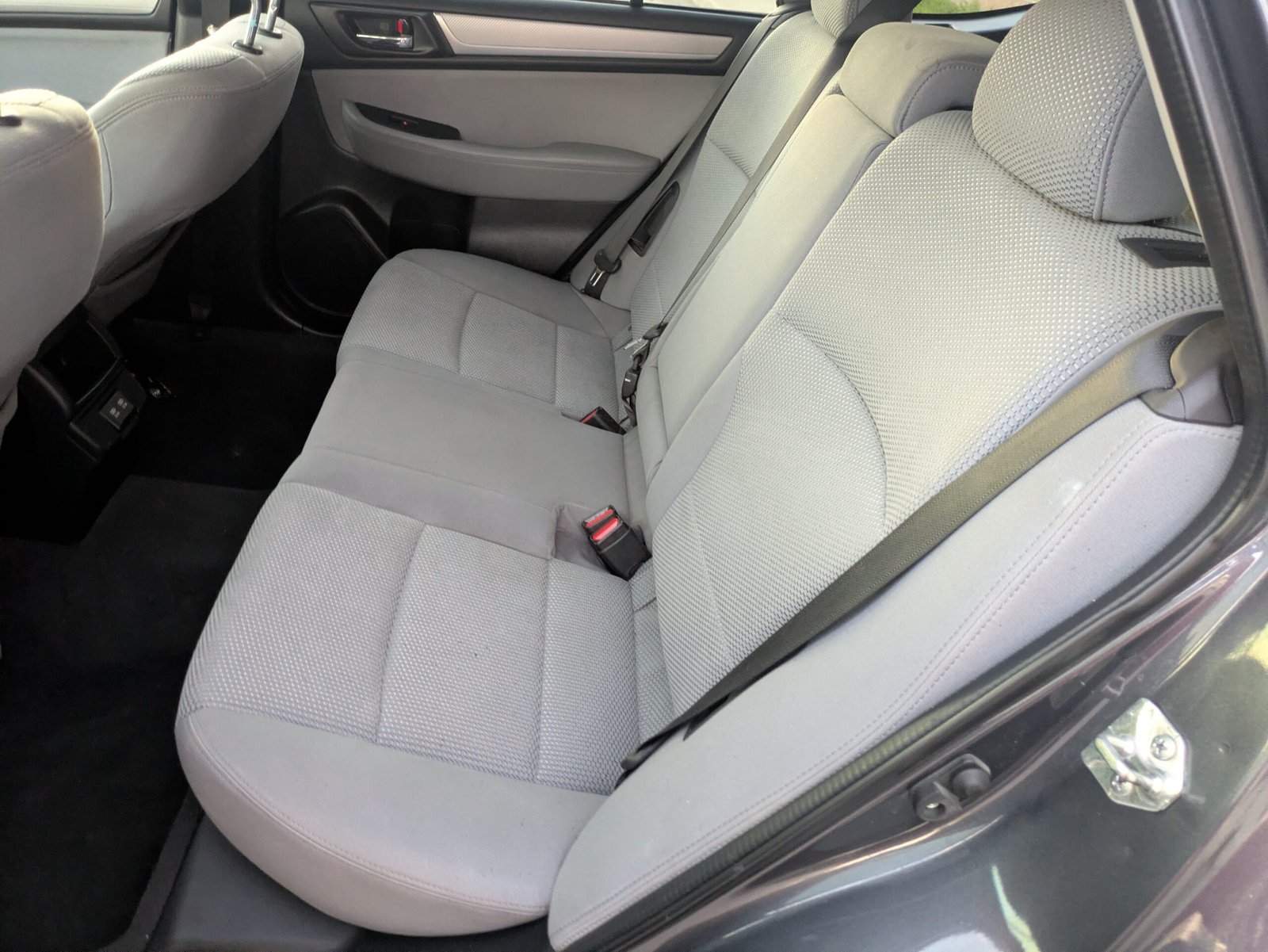 2019 Subaru Outback 2.5i Premium Wagon 4D