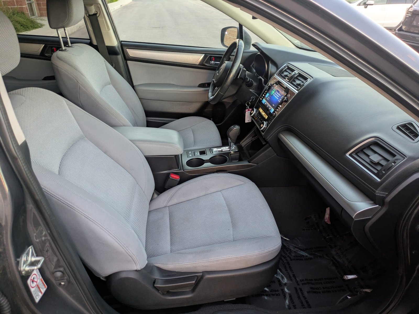 2019 Subaru Outback 2.5i Premium Wagon 4D