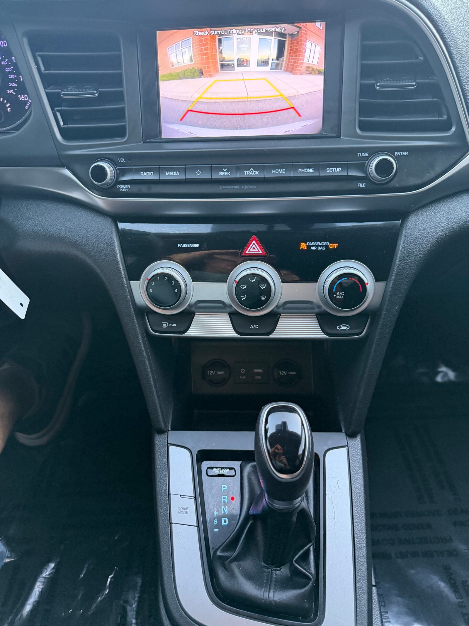 2019 Hyundai Elantra SEL Sedan 4D