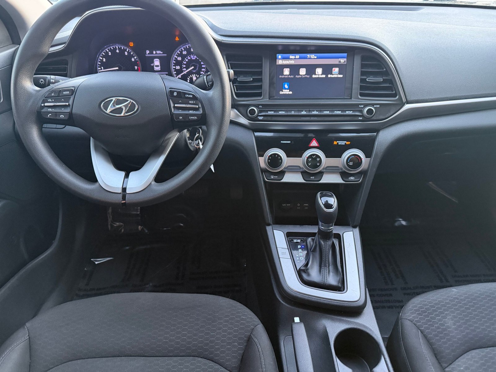 2019 Hyundai Elantra SEL Sedan 4D