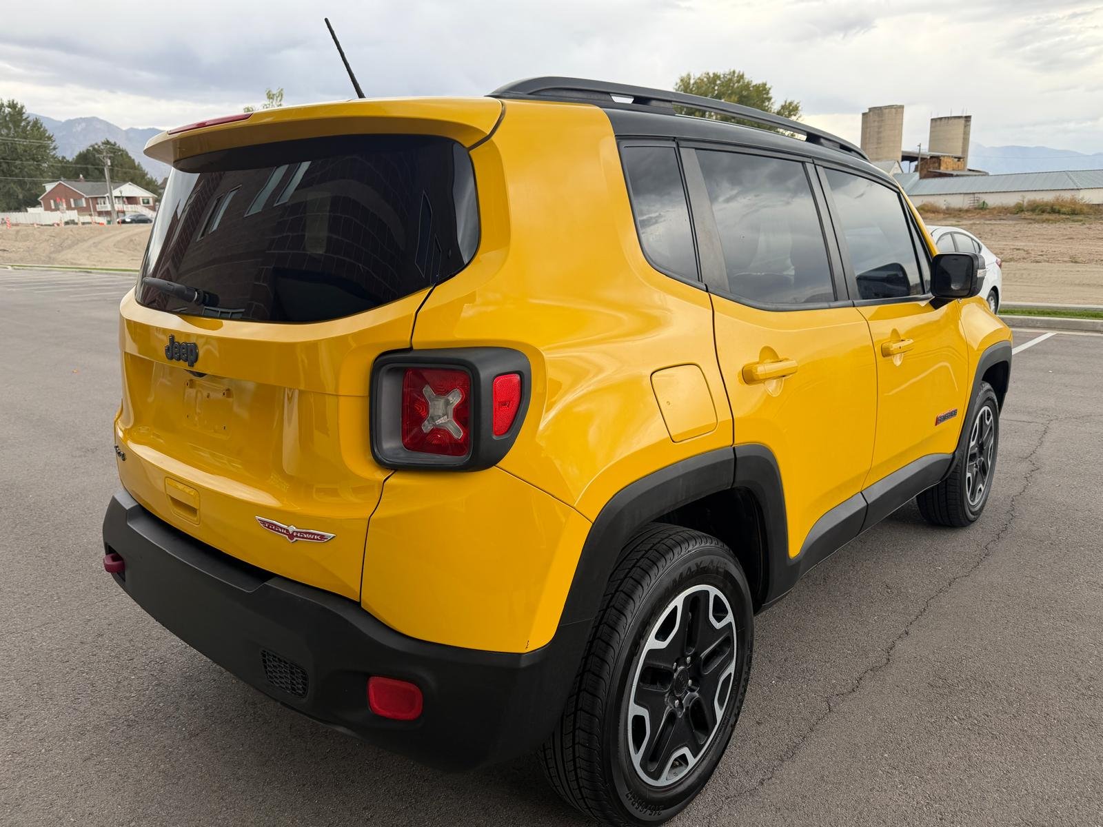 2016 Jeep Renegade Trailhawk Sport Utility 4D