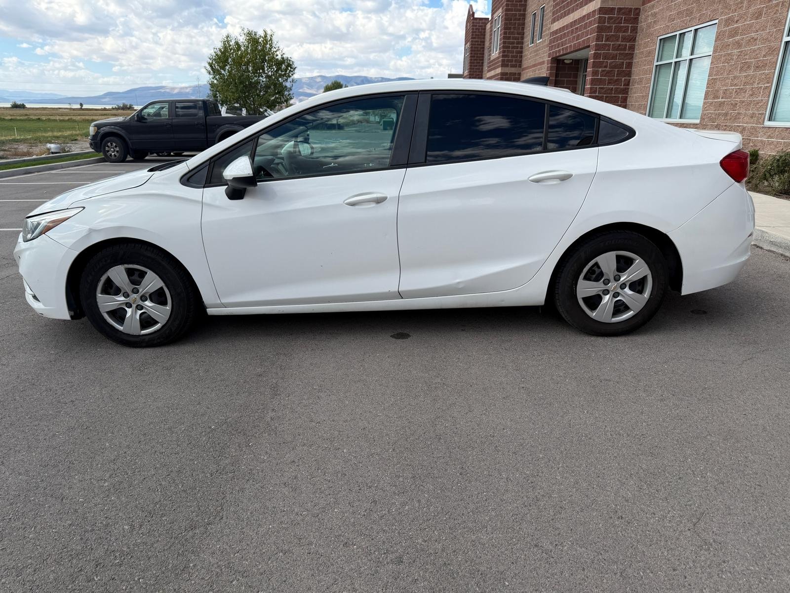 2018 Chevrolet Cruze LS Sedan 4D