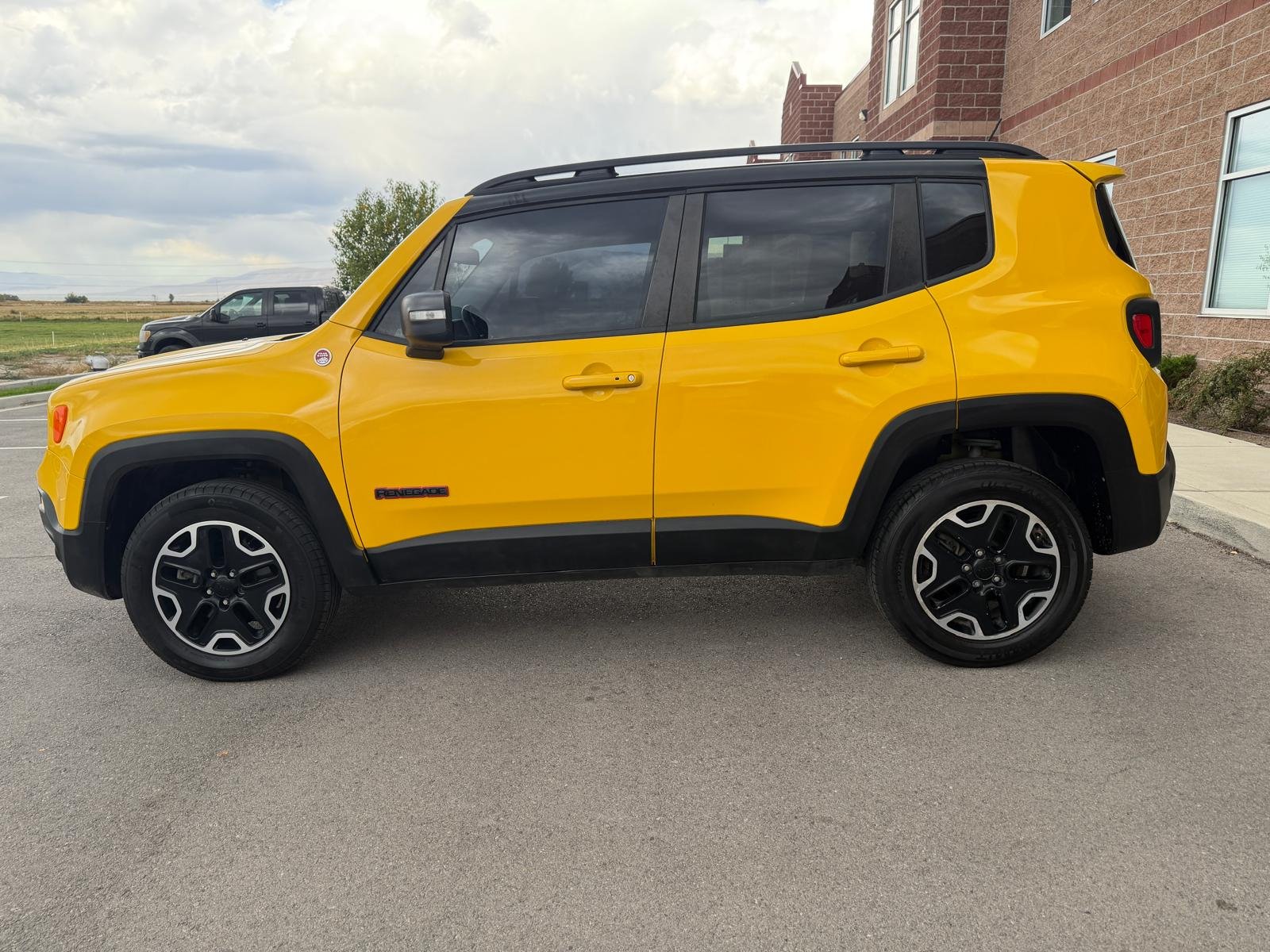 2016 Jeep Renegade Trailhawk Sport Utility 4D